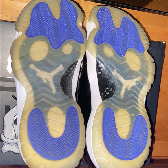 Air Jordan 11 “Space Jam” 2016 - Picture 2 of 8